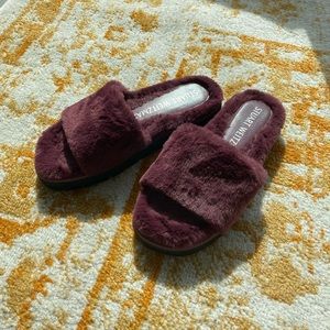 Stuart Weitzman Elodie Chill Slides